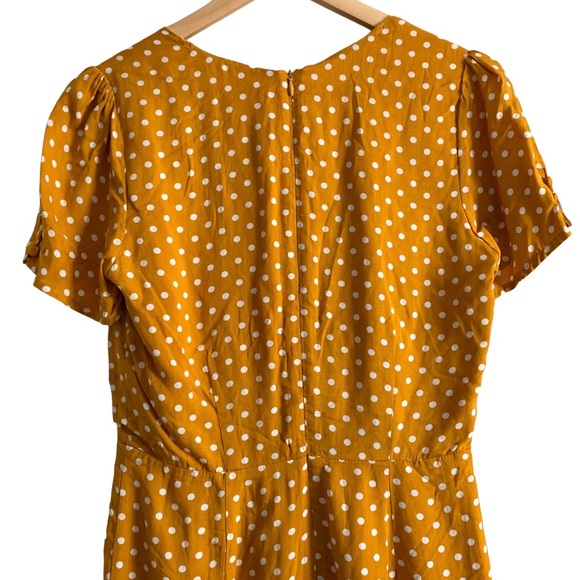 Cotton Candy Polka Dot V-neck Romper Size Small - Picture 13 of 17